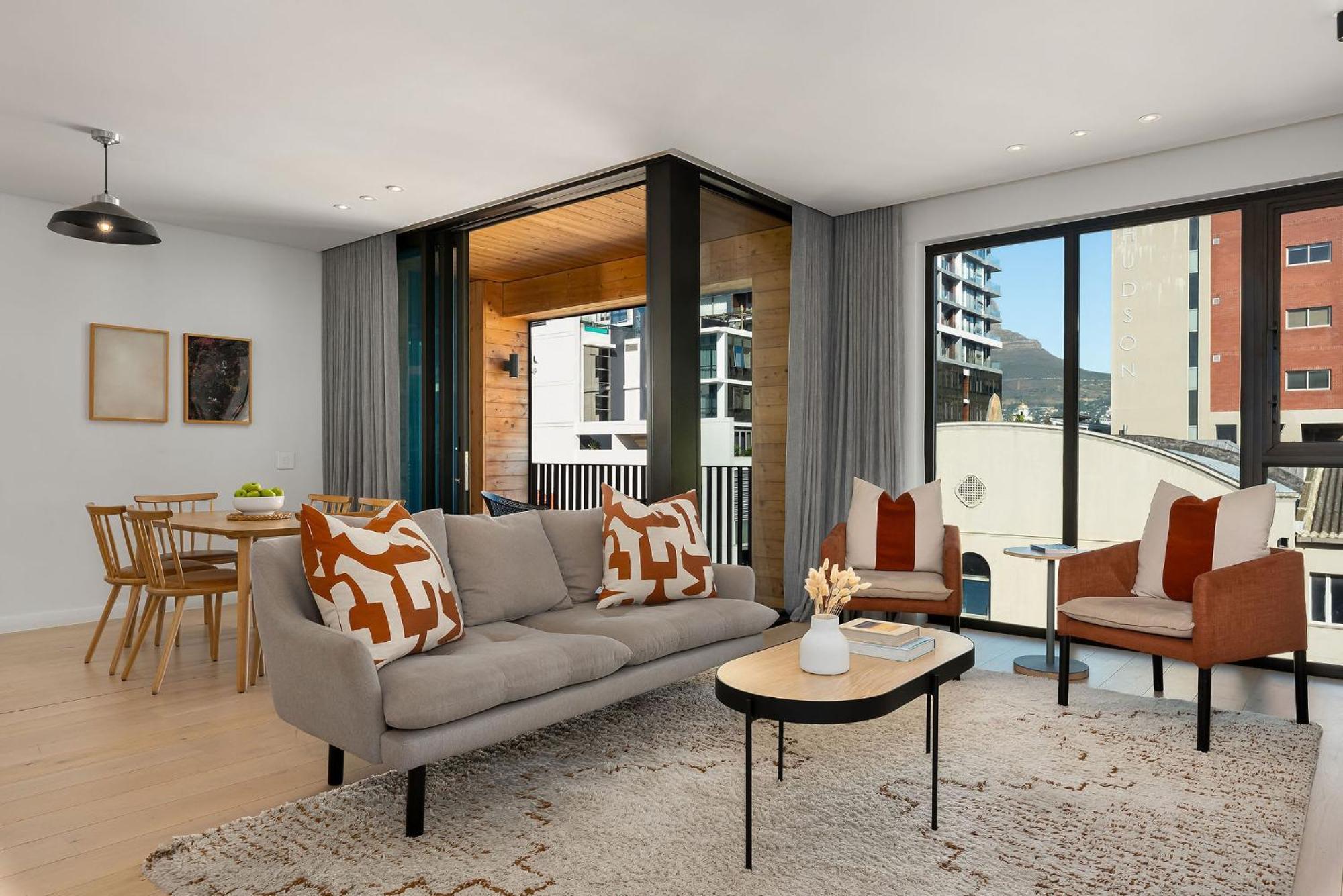 Old Cape Quarter 2 Bedroom Apartments ケープタウン エクステリア 写真